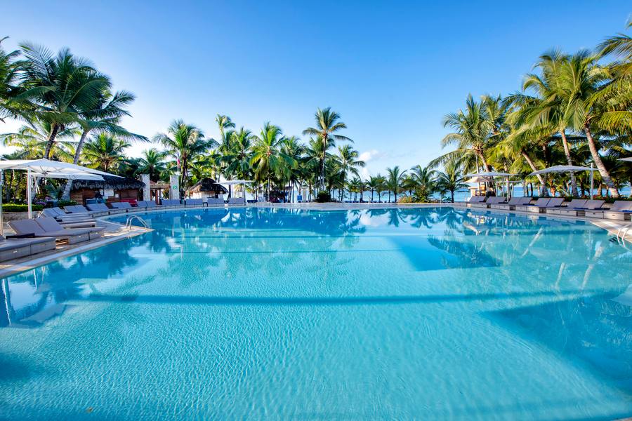 Piscina del Viva Dominicus Palace